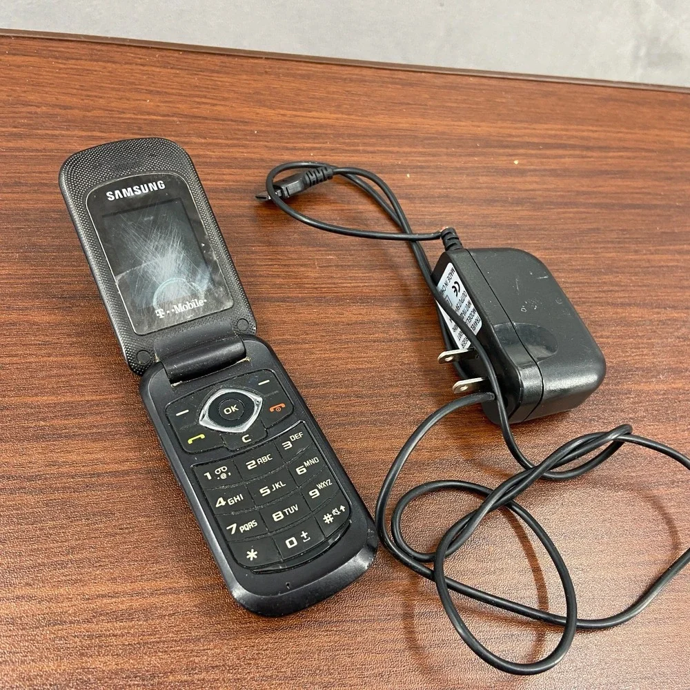 Samsung SGH-T139 Flip Cell Phone Black Blue T-Mobile w/ Battery